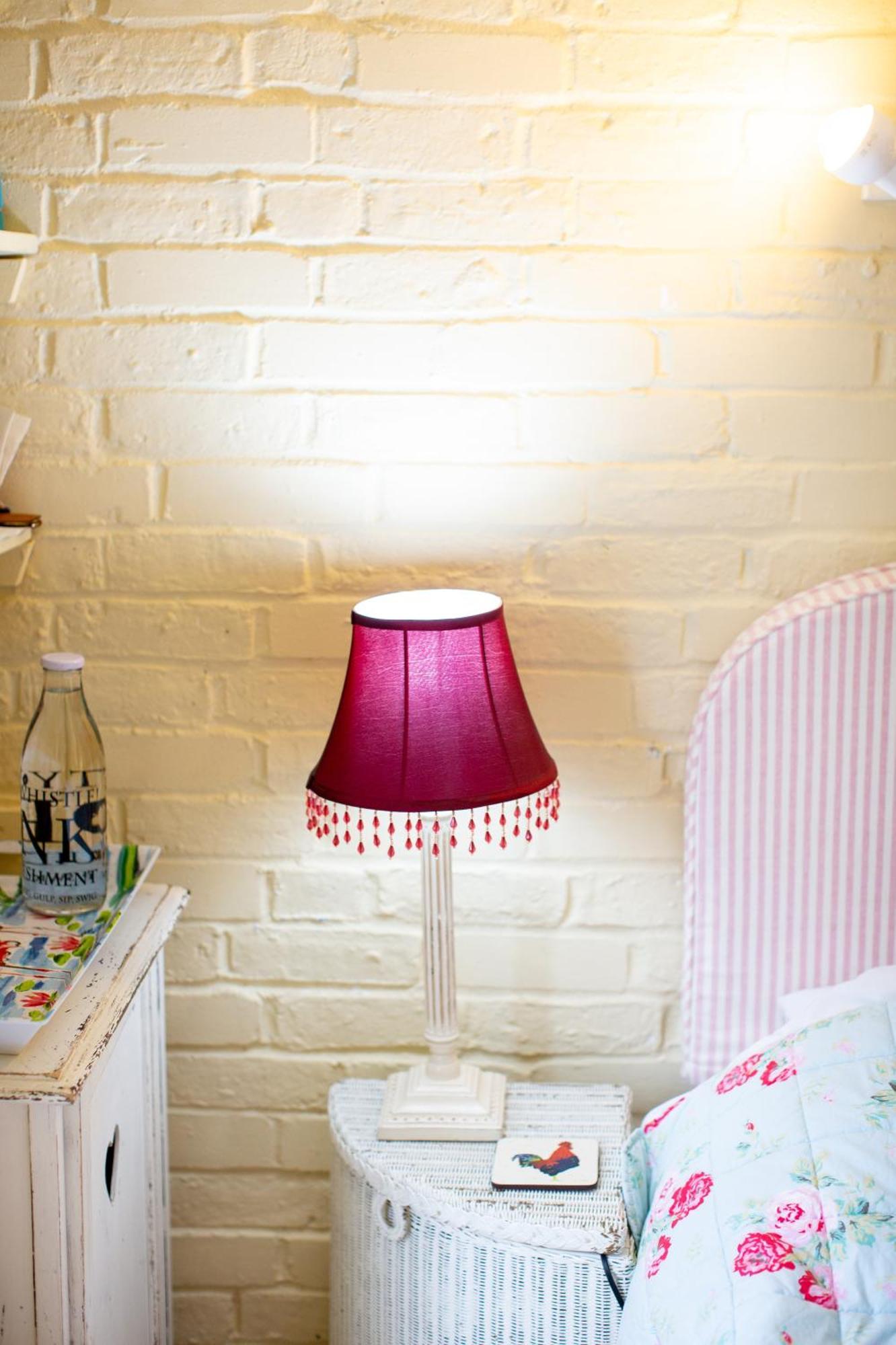 Cosy Cottage Ground Floor Bedroom Ensuite With Private Entrance Chichester Exterior foto